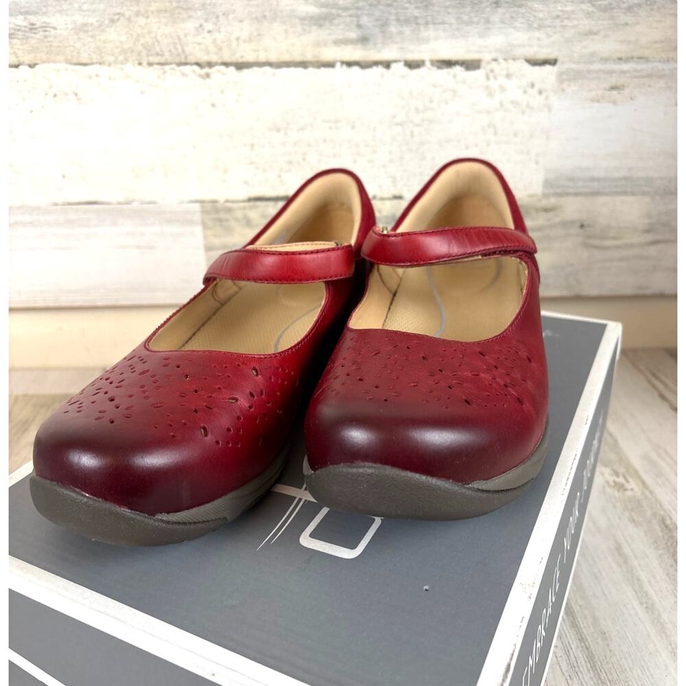 Dansko Womens 40W Stacy Red Leather Slip On Shoes Comfort Casual NWT - Picture 4 of 11